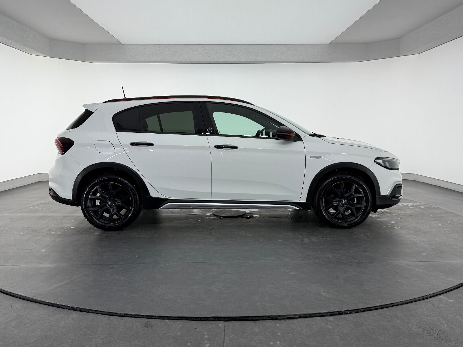 Fiat Egea Cross 1.6 MultiJet Limited GSR DCT TRCN+ - 2025 - Detay