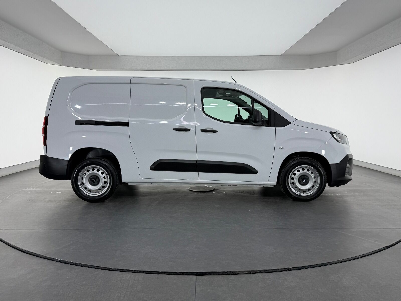 Fiat Doblo Cargo 1.5 BlueHDİ Maxi - 2025 - Detay