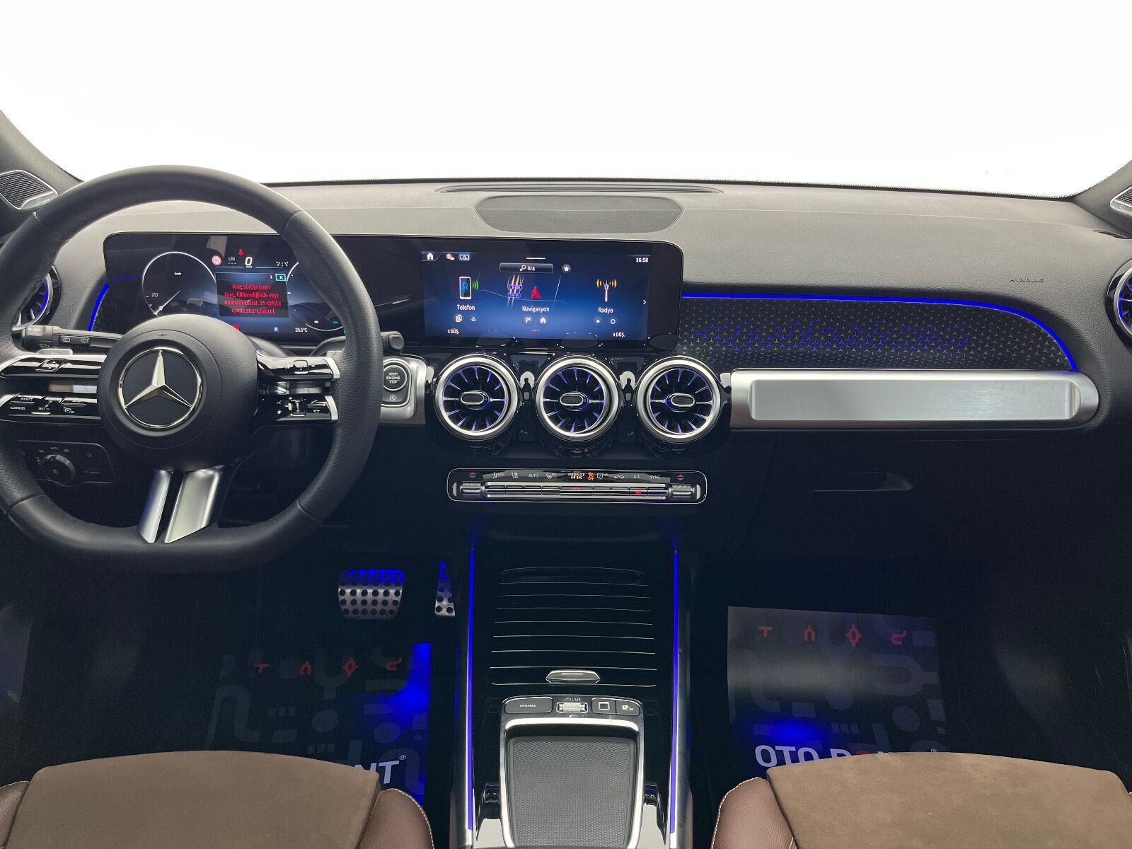 Mercedes-Benz GLB 200 AMG 7G-DCT - 2025 - Detay