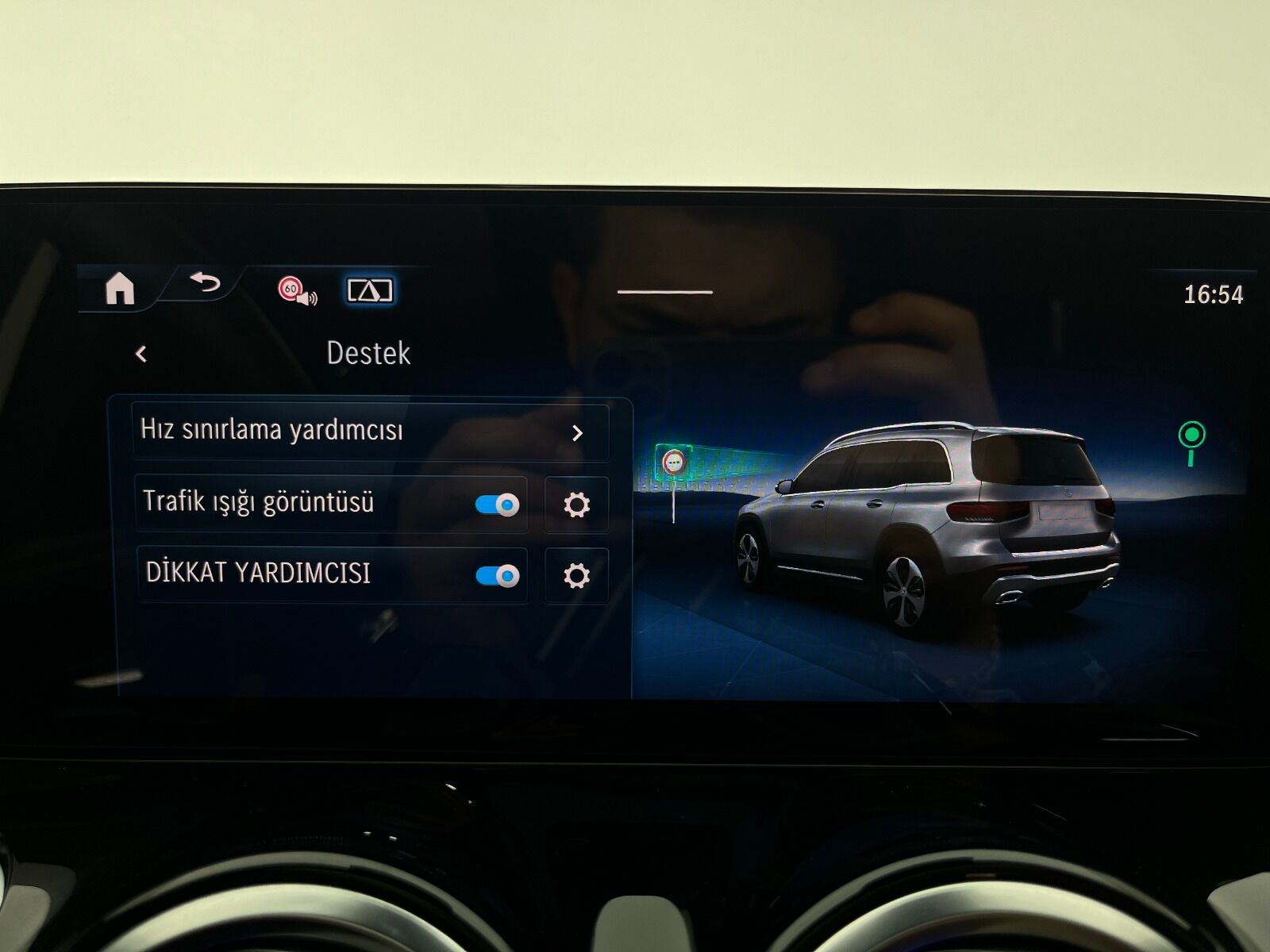 Mercedes-Benz GLB 200 AMG 7G-DCT - 2025 - Detay