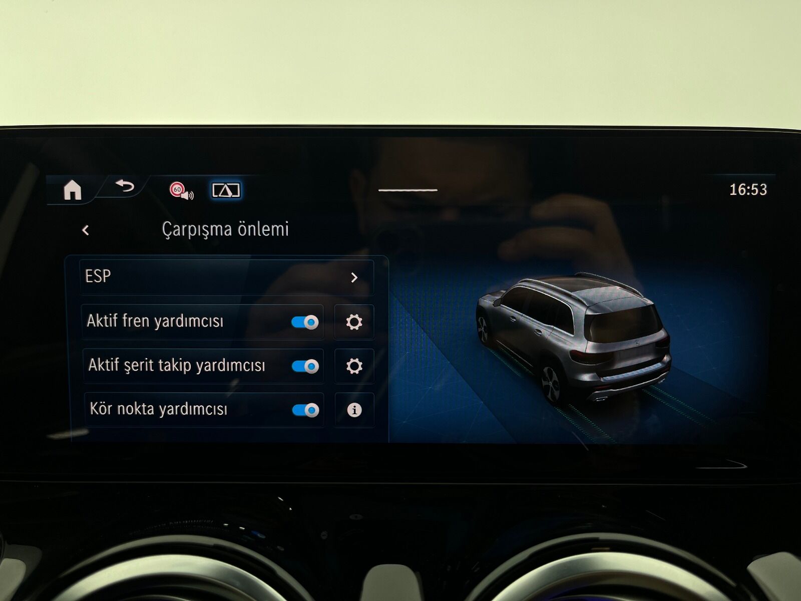 Mercedes-Benz GLB 200 AMG 7G-DCT - 2025 - Detay