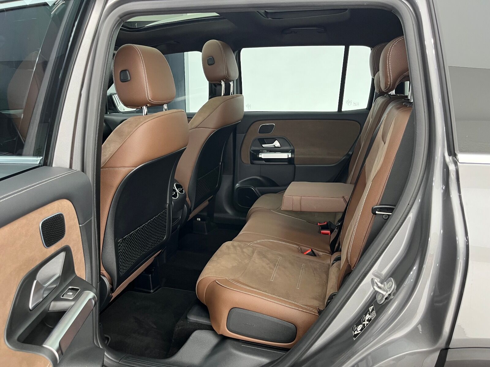 Mercedes-Benz GLB 200 AMG 7G-DCT - 2025 - Detay