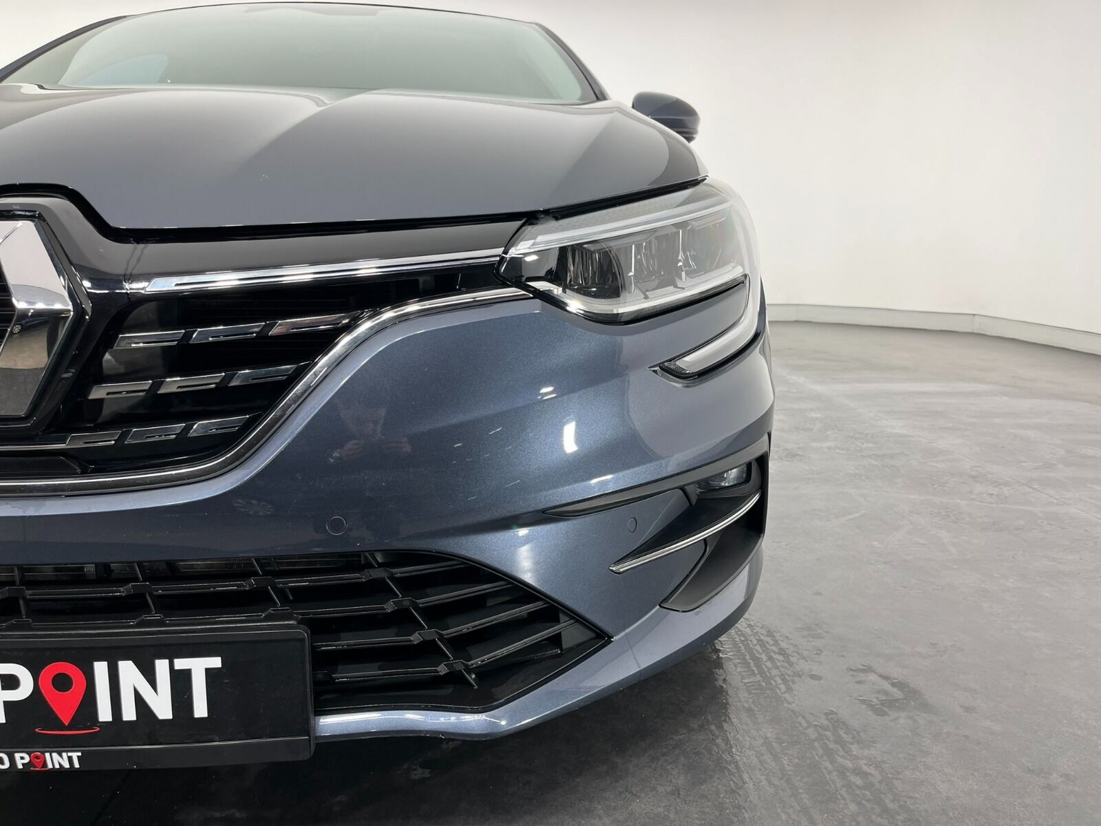 Renault Megane Sedan 1.5 Blue DCI Icon EDC - 2024 - Detay