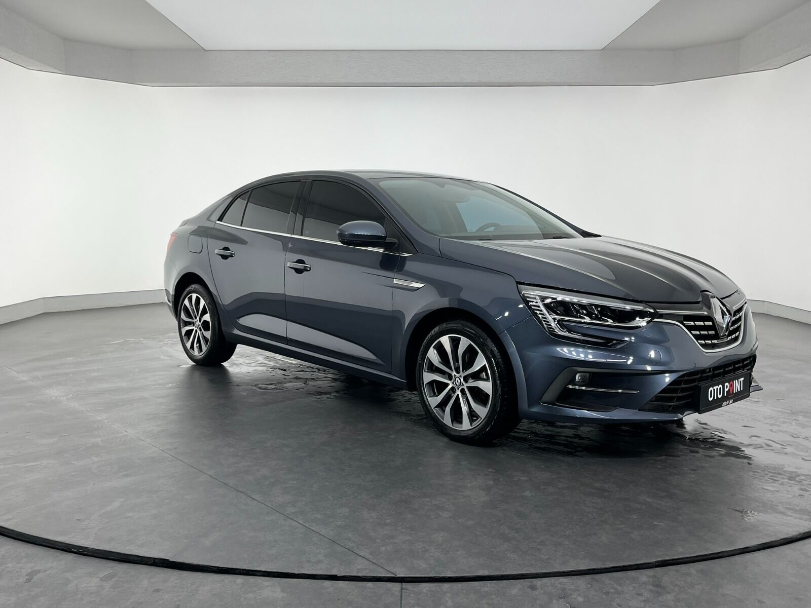 Renault Megane Sedan 1.5 Blue DCI Icon EDC - 2024 - Detay