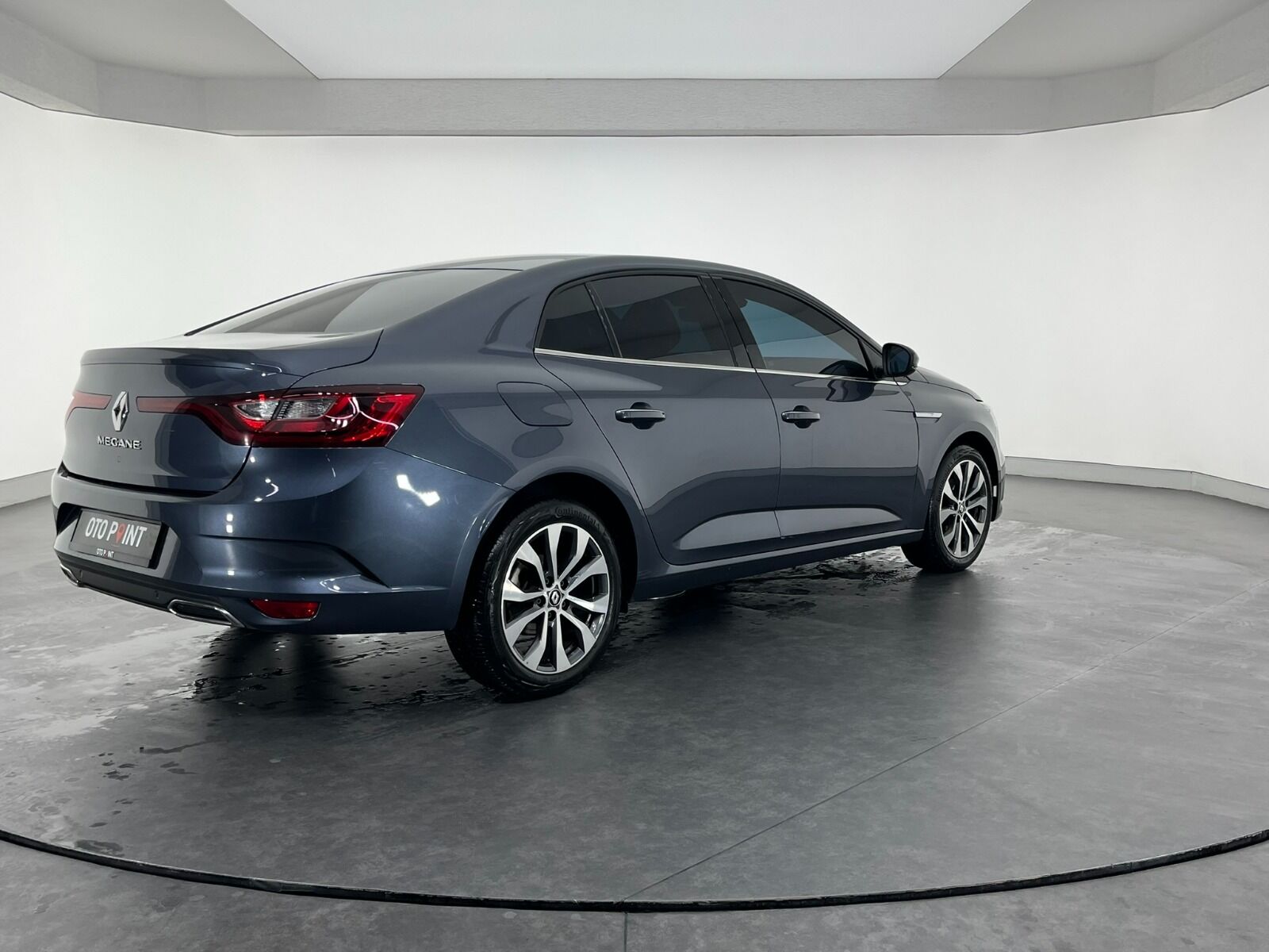 Renault Megane Sedan 1.5 Blue DCI Icon EDC - 2024 - Detay