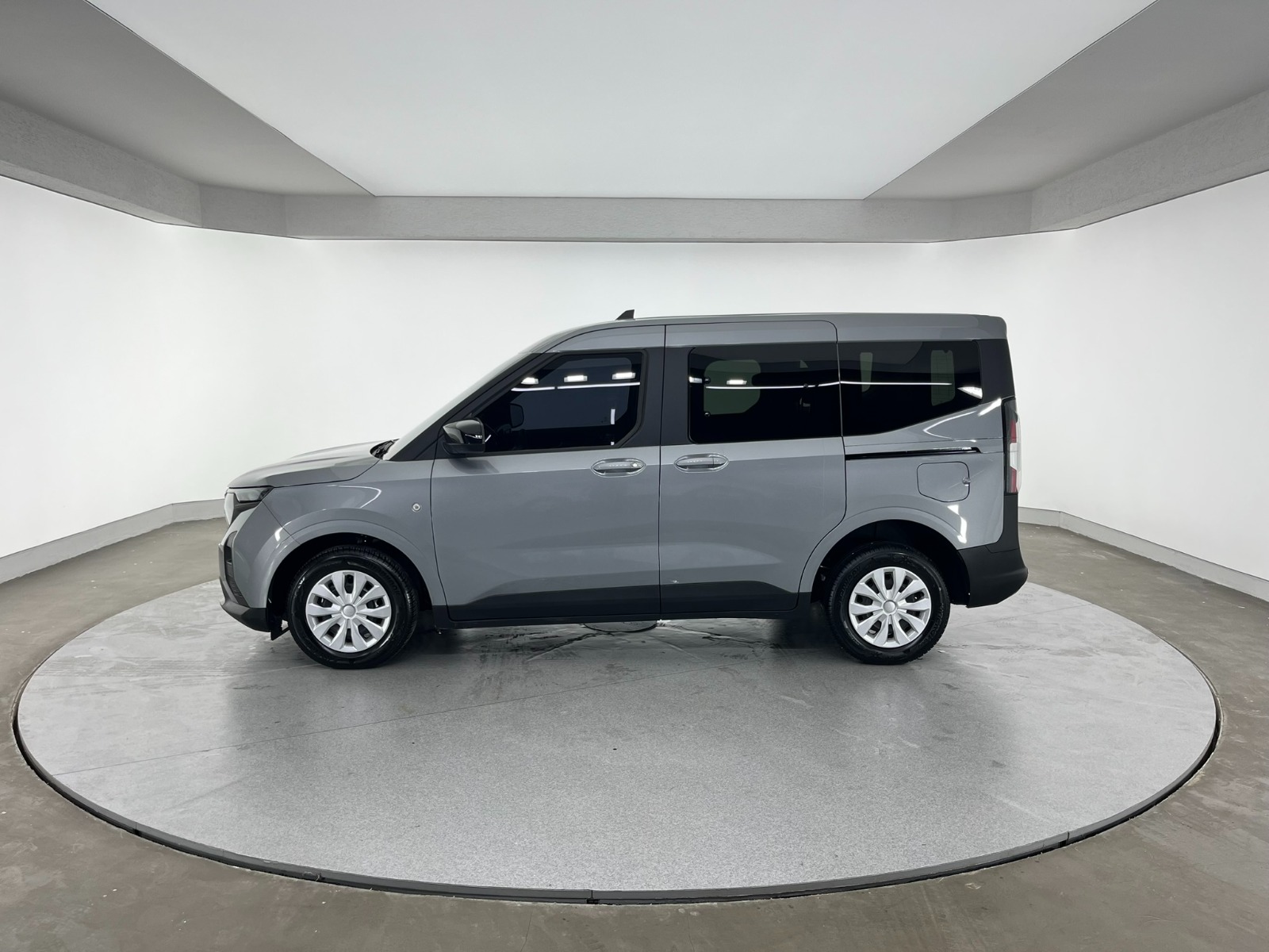 Ford Tourneo Courier Kombi 1.5 EcoBlue Deluxe - 2025 - Detay