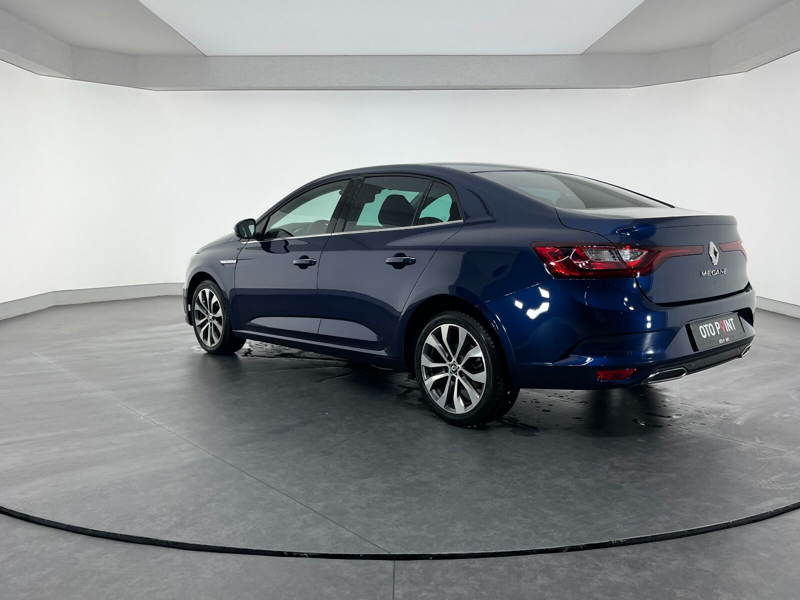 Renault Megane Sedan 1.5 Blue DCI Icon EDC - 2024 - Detay