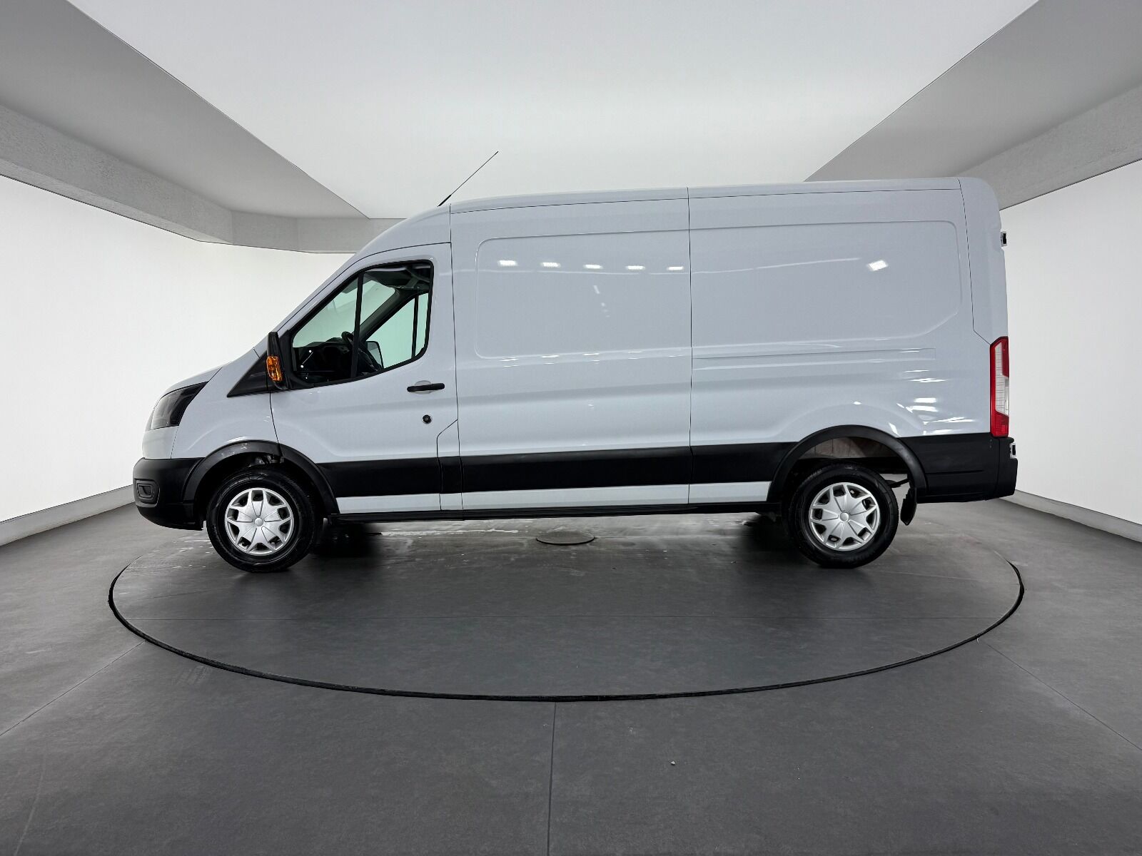 Ford Transit 350 L Van 11M3 170 Trend - 2021 - Detay