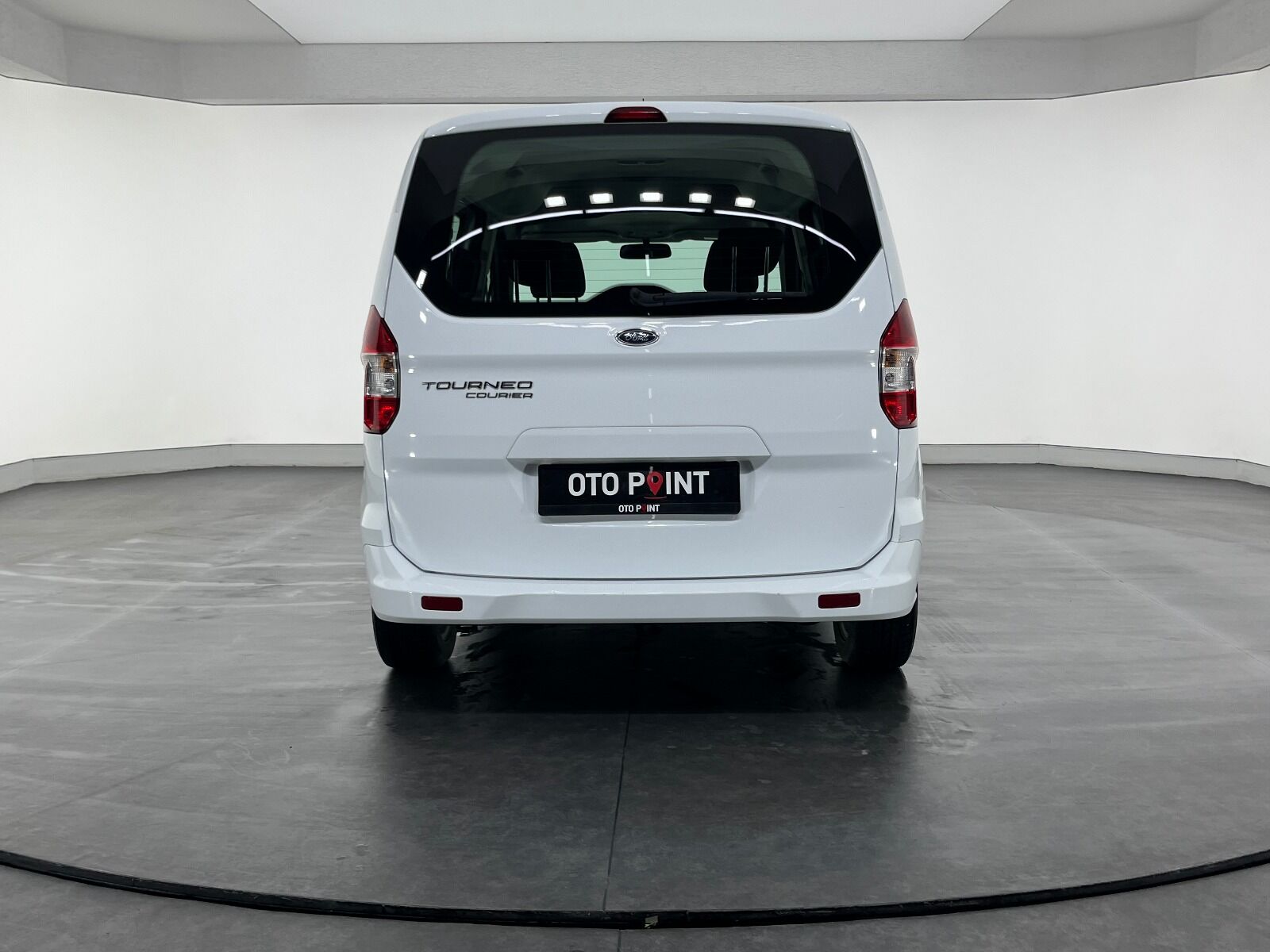 Ford Tourneo Courier 1.5 TDCI Deluxe - 2023 - Detay