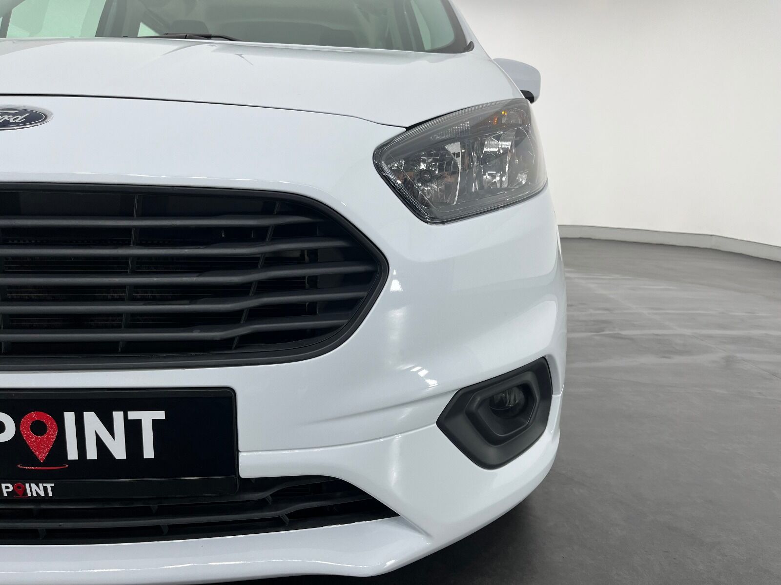Ford Tourneo Courier 1.5 TDCI Deluxe - 2023 - Detay