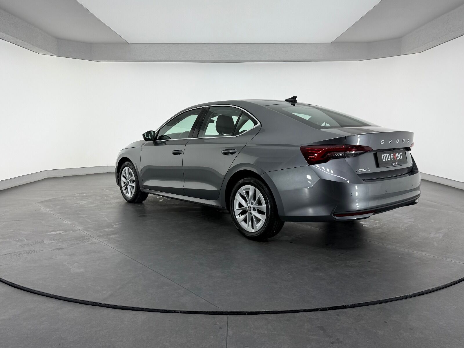 Skoda Octavia 1.5 TSI Mhev Premium DSG - 2025 - Detay