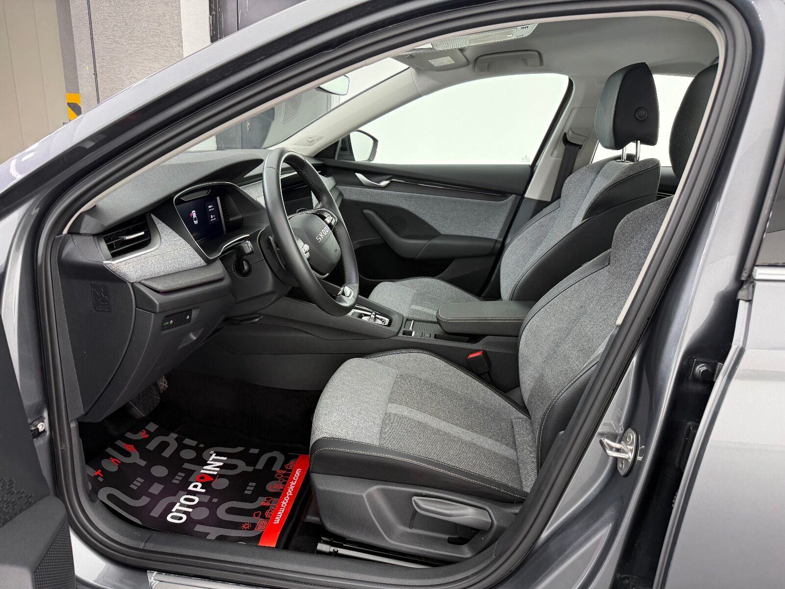 Skoda Octavia 1.5 TSI Mhev Premium DSG - 2025 - Detay
