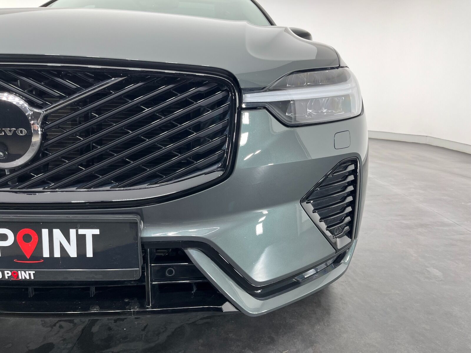 Volvo XC60 2.0 B5 Mild Hybrid Plus Dark AWD - 2025 - Detay