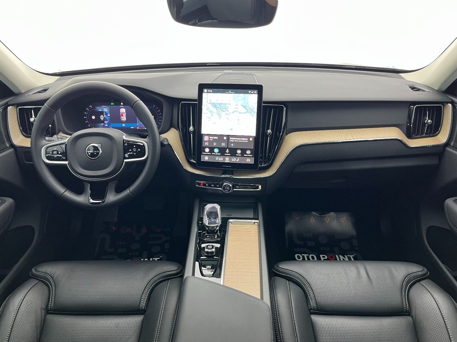 Volvo XC60 2.0 B5 Mild Hybrid Plus Dark AWD - 2025 - Detay