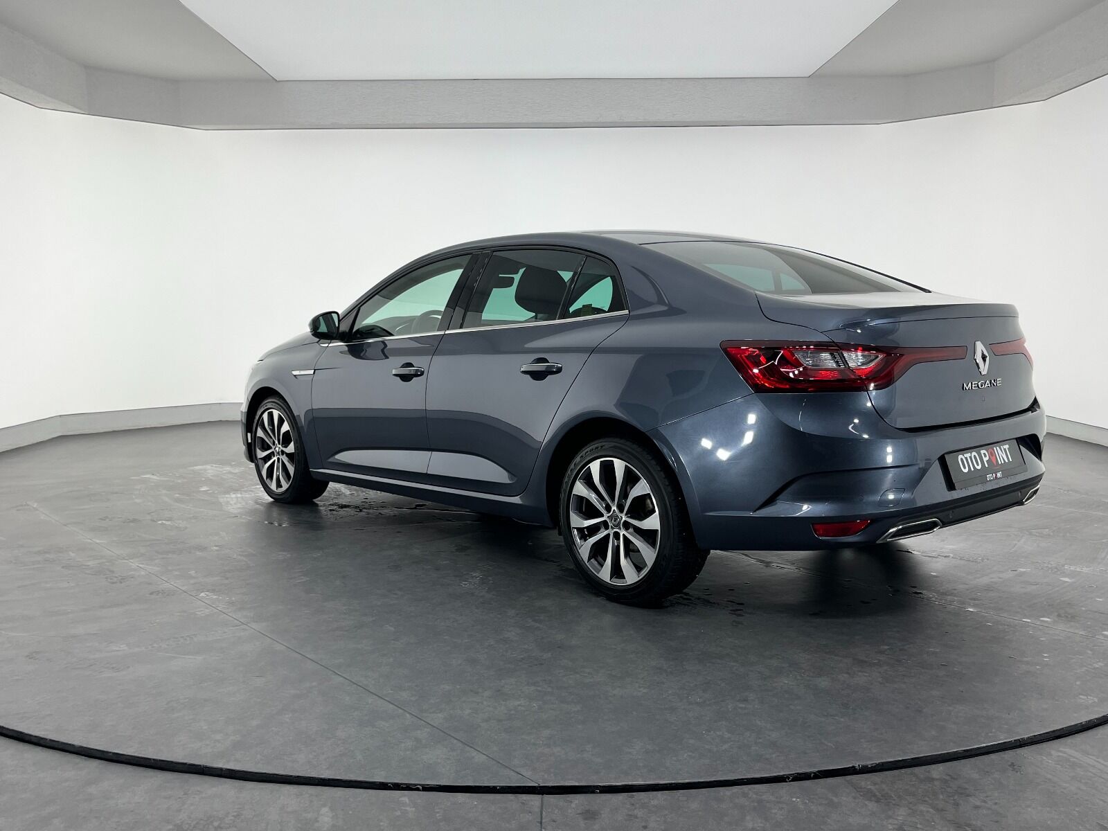 Renault Megane Sedan 1.5 BluedCi Icon EDC - 2022 - Detay