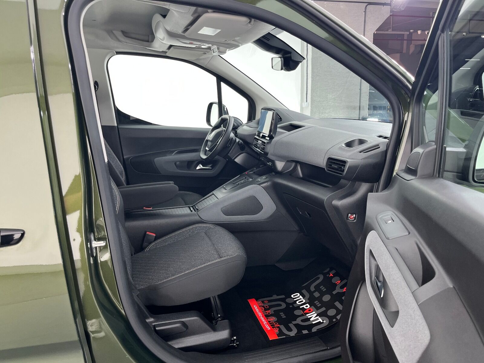 Peugeot Rifter 1.5 BlueHDI Allure EAT8 - 2025 - Detay