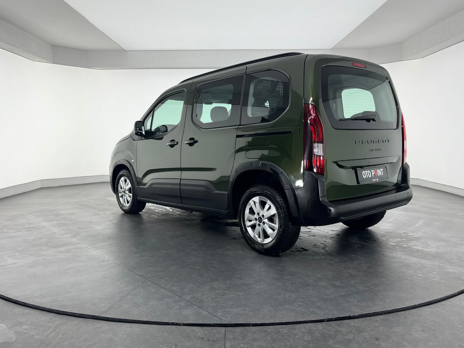 Peugeot Rifter 1.5 BlueHDI Allure EAT8 - 2025 - Detay