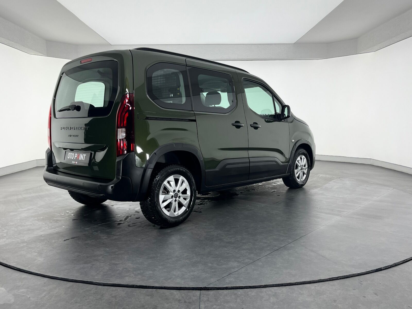 Peugeot Rifter 1.5 BlueHDI Allure EAT8 - 2025 - Detay
