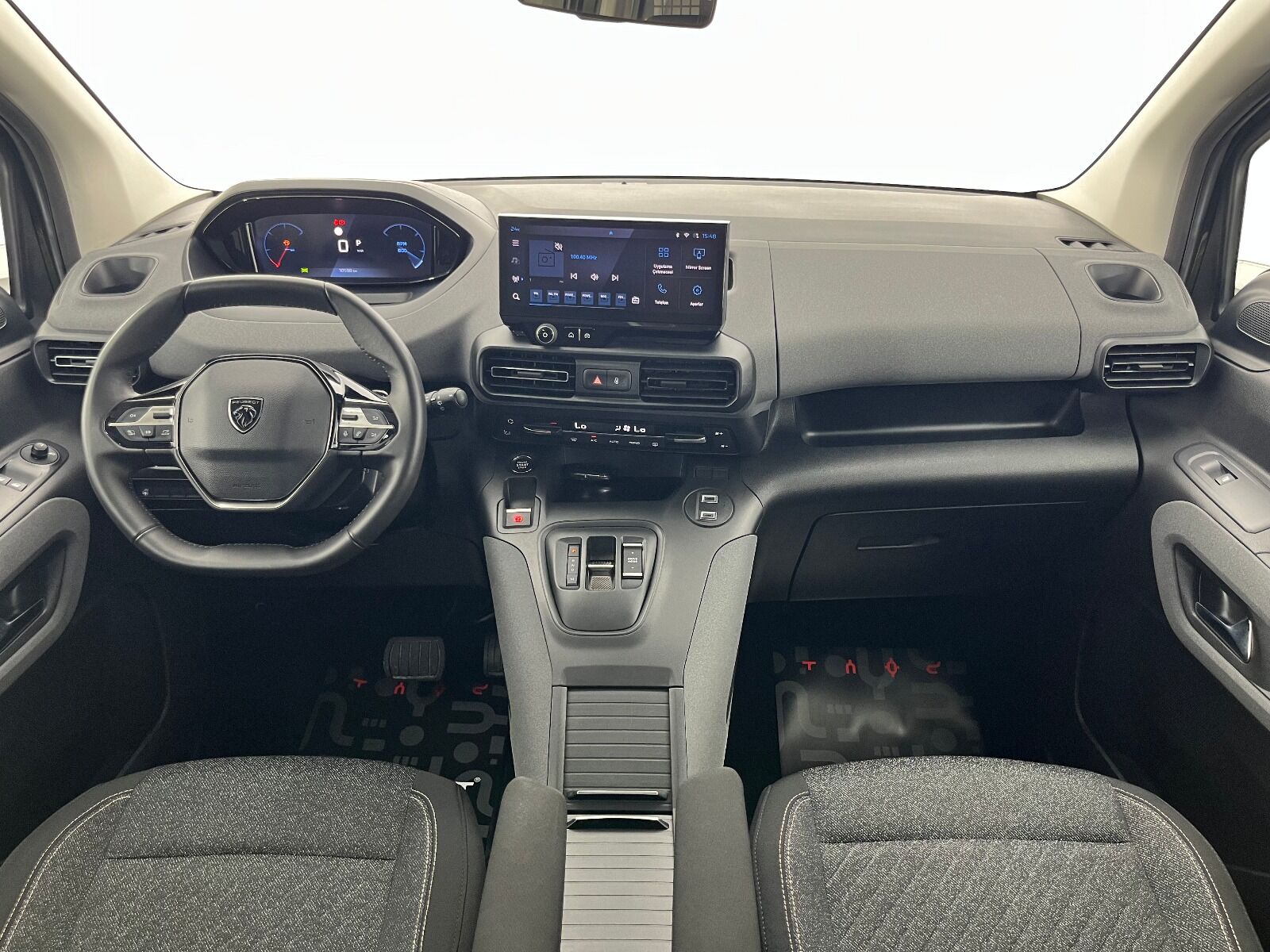 Peugeot Rifter 1.5 BlueHDI Allure EAT8 - 2025 - Detay