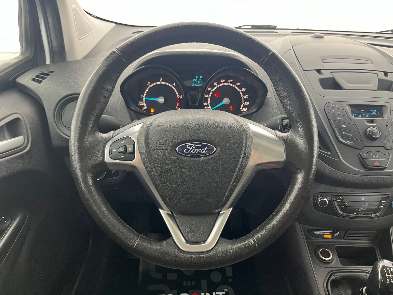 Ford Tourneo Courier 1.5 TDCI Deluxe - 2023 - Detay