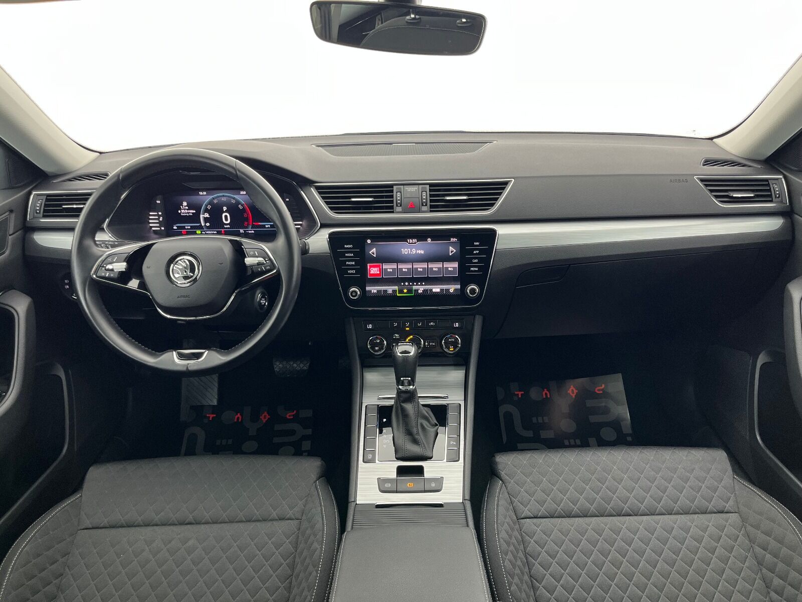 Skoda Superb 1.5 TSI Elite DSG ACT - 2023 - Detay