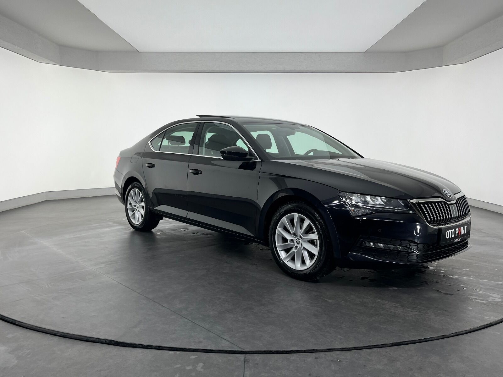 Skoda Superb 1.5 TSI Elite DSG ACT - 2023 - Detay