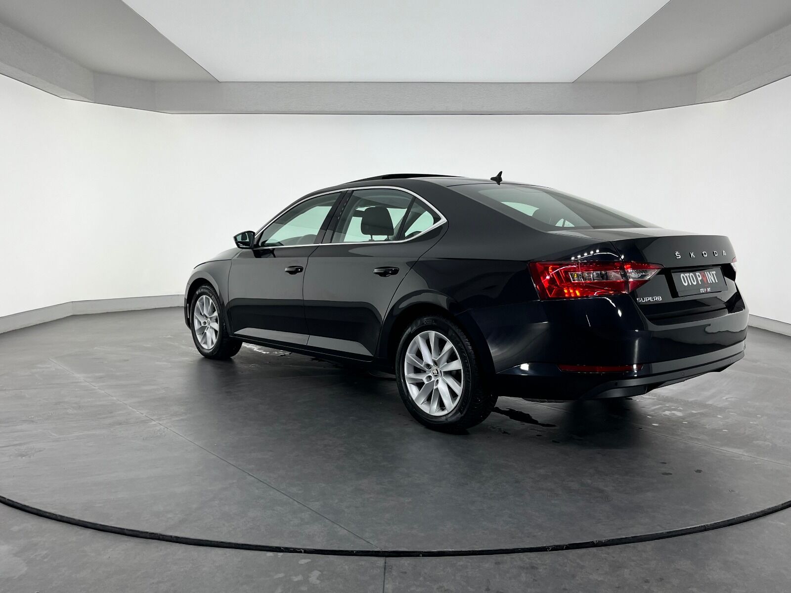Skoda Superb 1.5 TSI Elite DSG ACT - 2023 - Detay