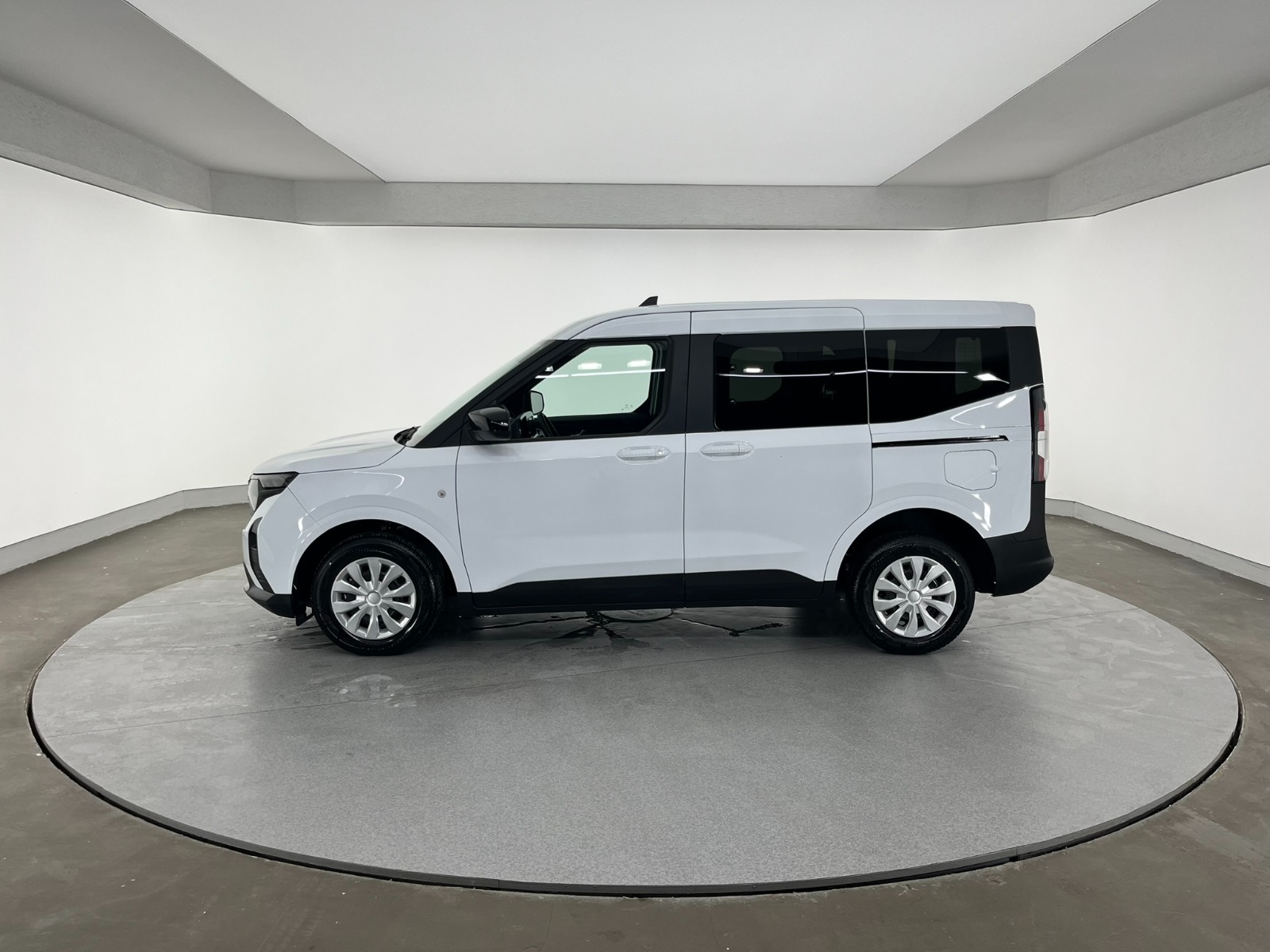 Ford Tourneo Courier Kombi 1.5 EcoBlue Deluxe - 2025 - Detay