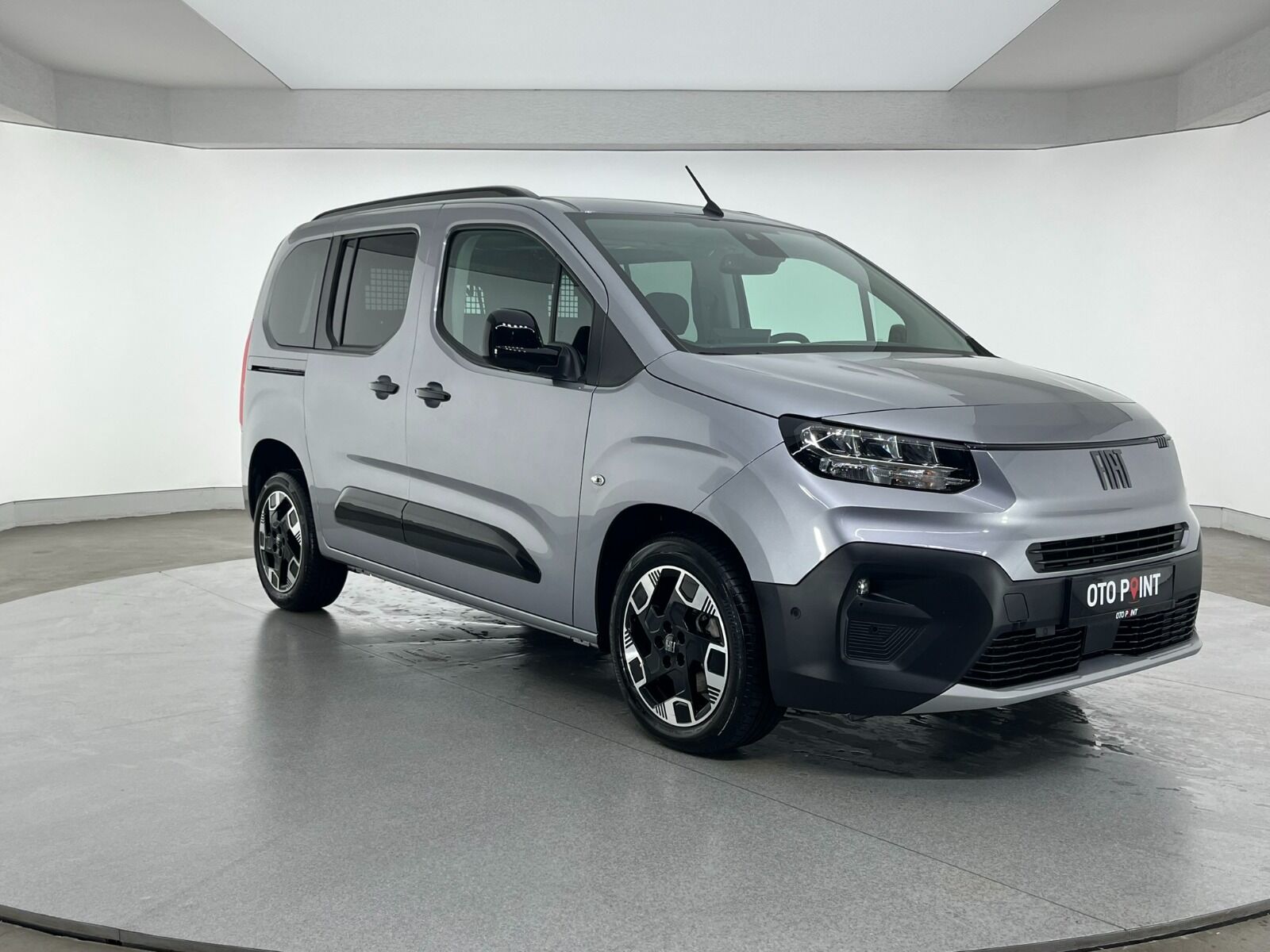 Fiat Doblo Combi 1.5 BlueHDI Premio Plus Otomatik - 2025 - Detay
