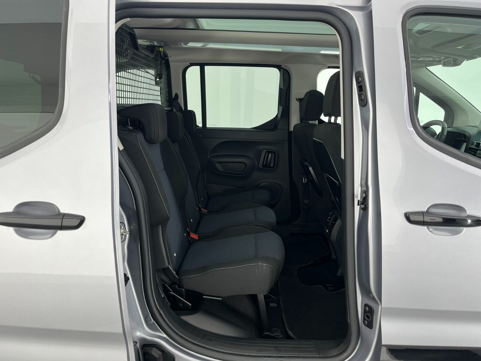 Fiat Doblo Combi 1.5 BlueHDI Premio Plus Otomatik - 2025 - Detay