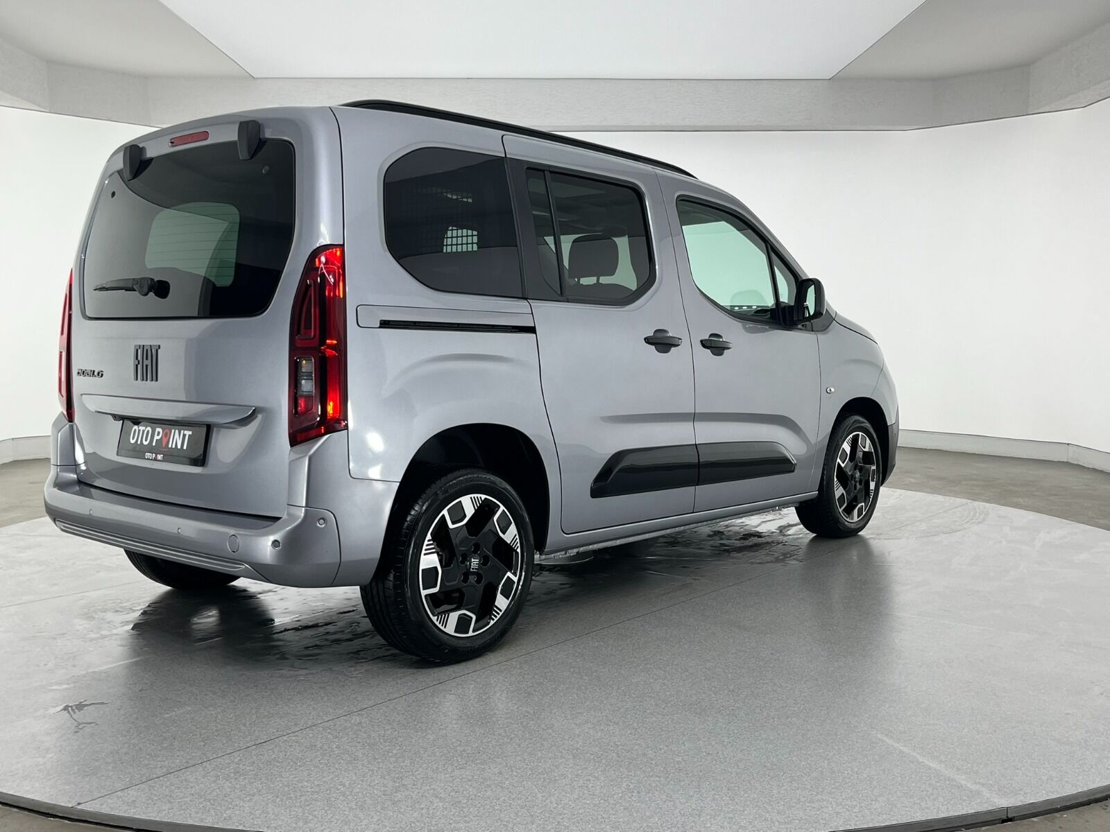 Fiat Doblo Combi 1.5 BlueHDI Premio Plus Otomatik - 2025 - Detay