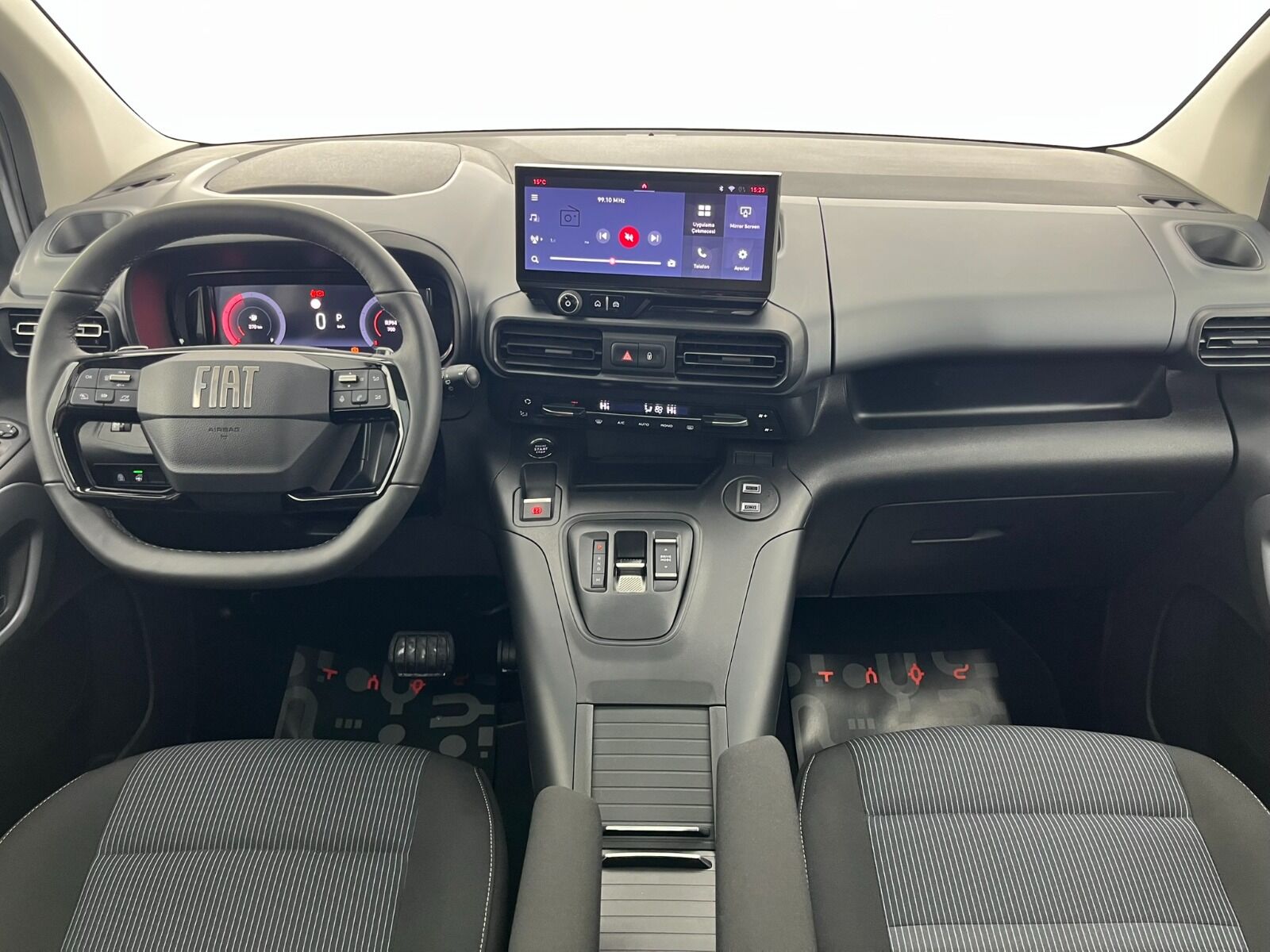 Fiat Doblo Combi 1.5 BlueHDI Premio Plus Otomatik - 2025 - Detay