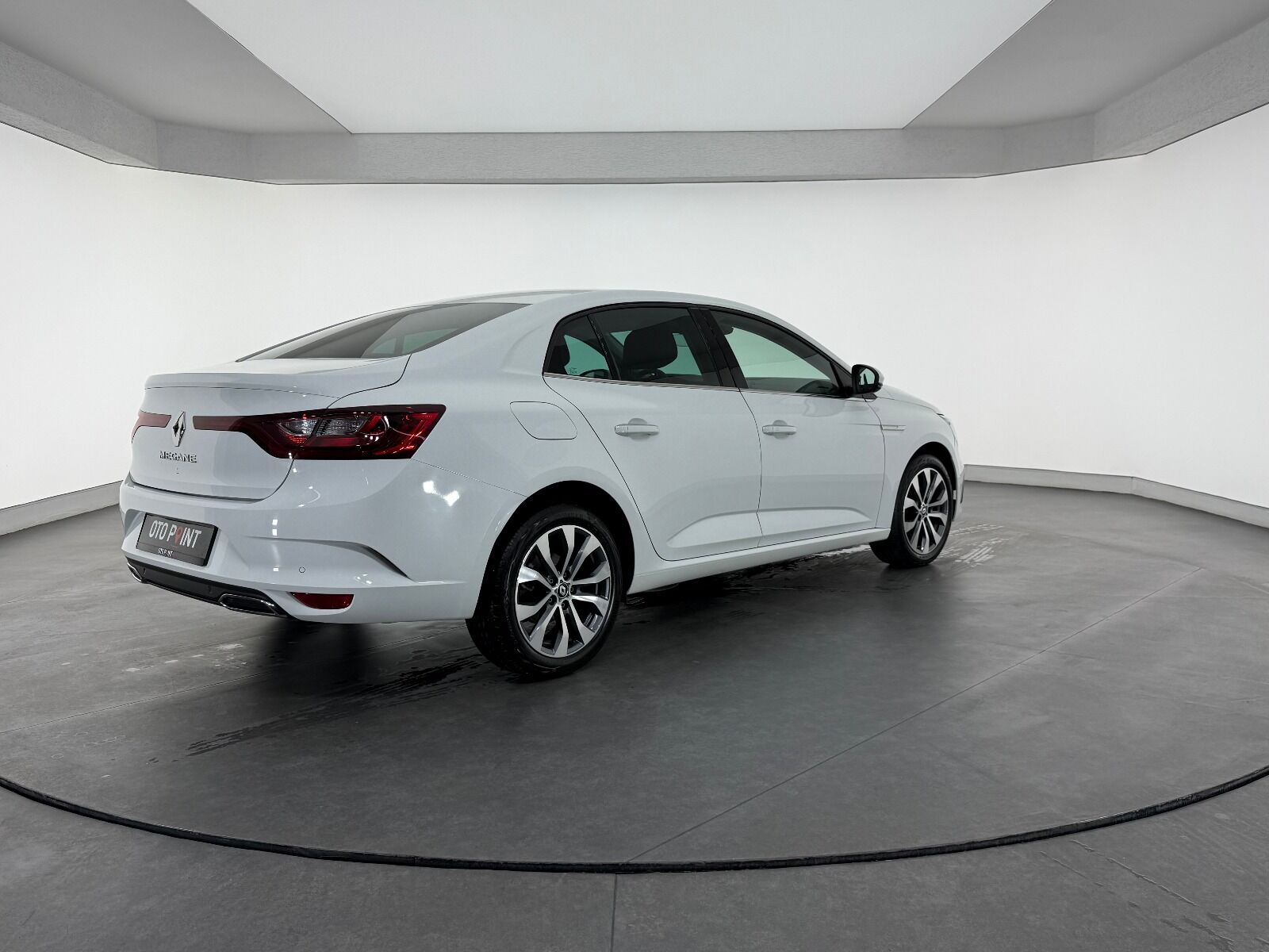 Renault Megane Sedan 1.3 TCe Icon EDC - 2025 - Detay