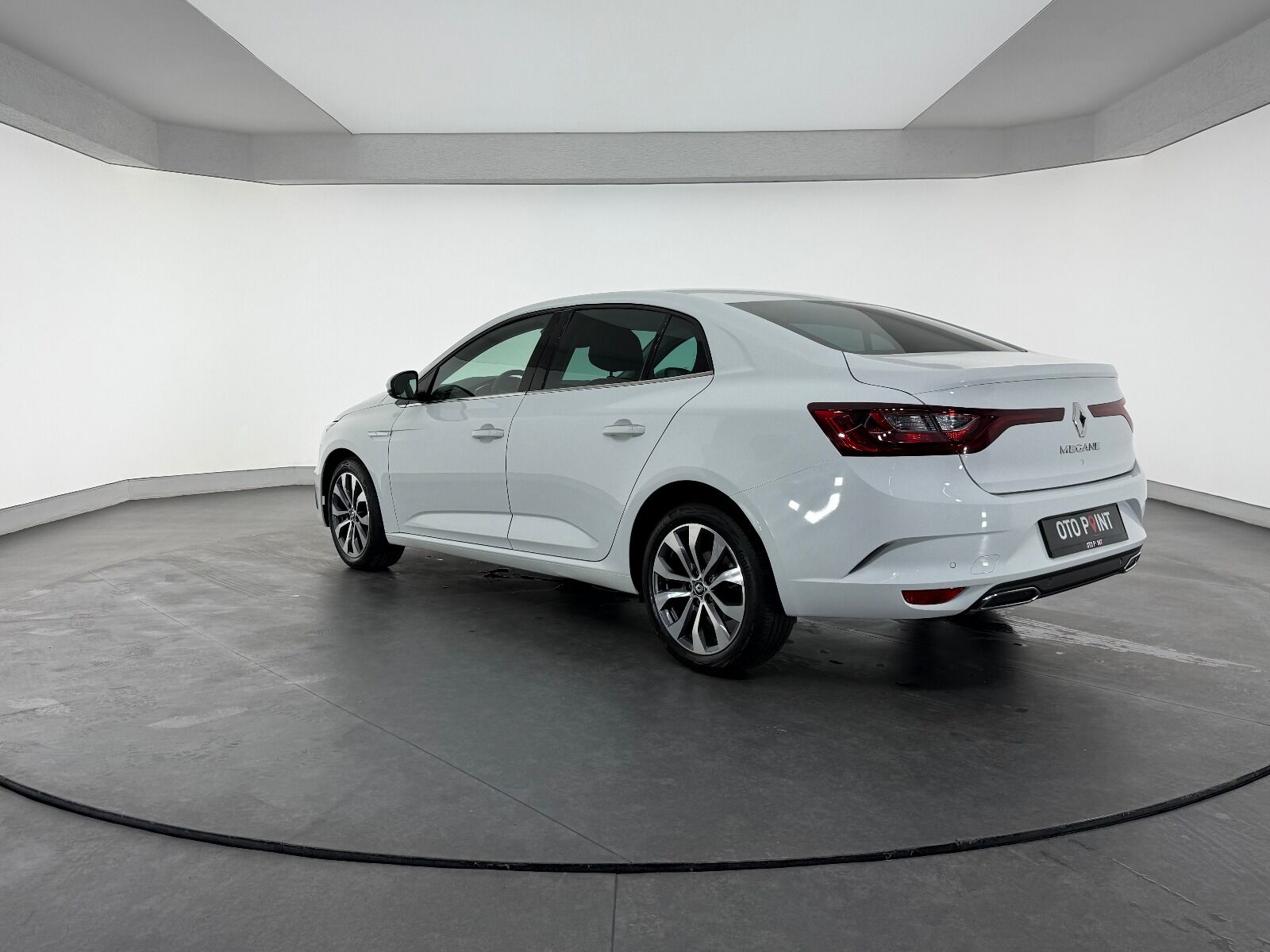 Renault Megane Sedan 1.3 TCe Icon EDC - 2025 - Detay