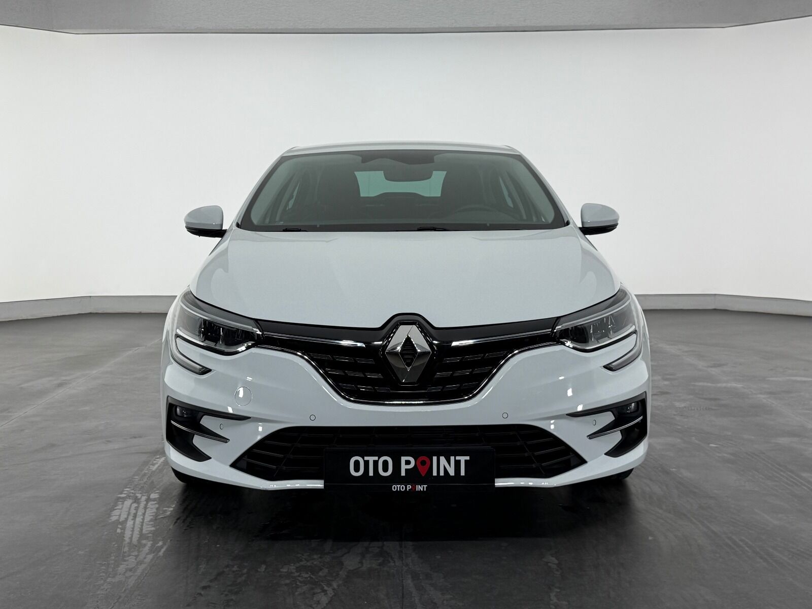 Renault Megane Sedan 1.3 TCe Icon EDC - 2025