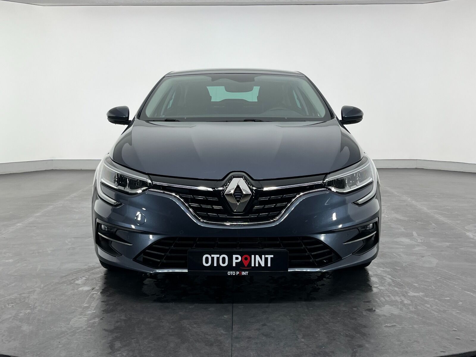 Renault Megane Sedan 1.3 TCe Icon EDC - 2025