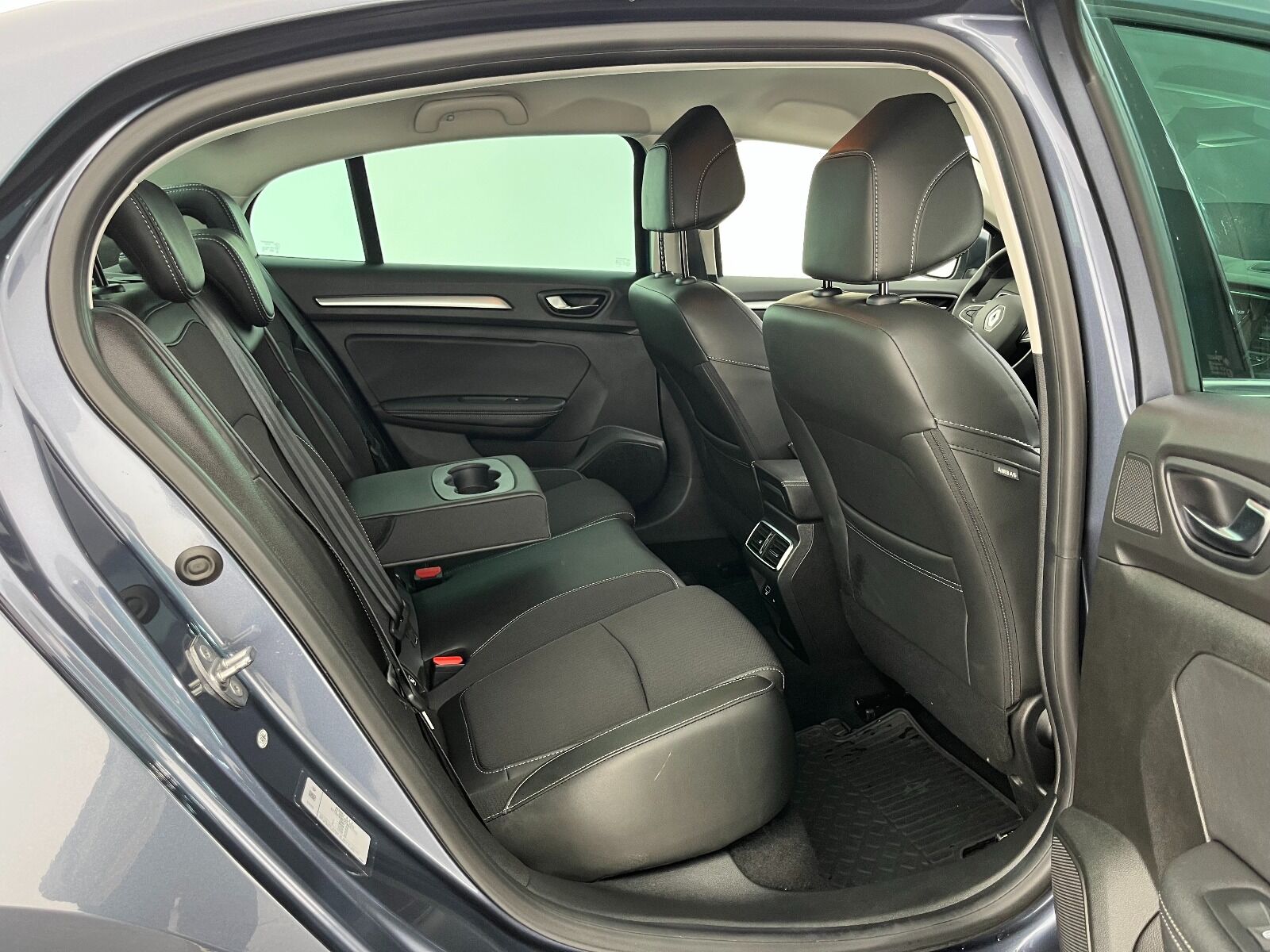 Renault Megane Sedan 1.3 TCe Icon EDC - 2025 - Detay