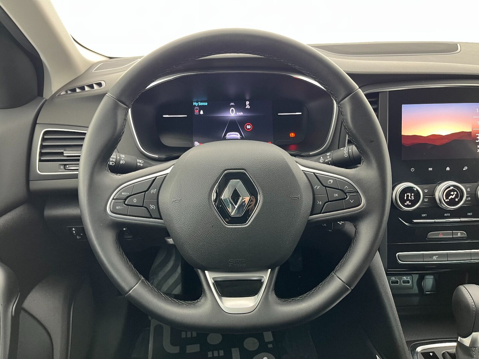 Renault Megane Sedan 1.3 TCe Icon EDC - 2025 - Detay