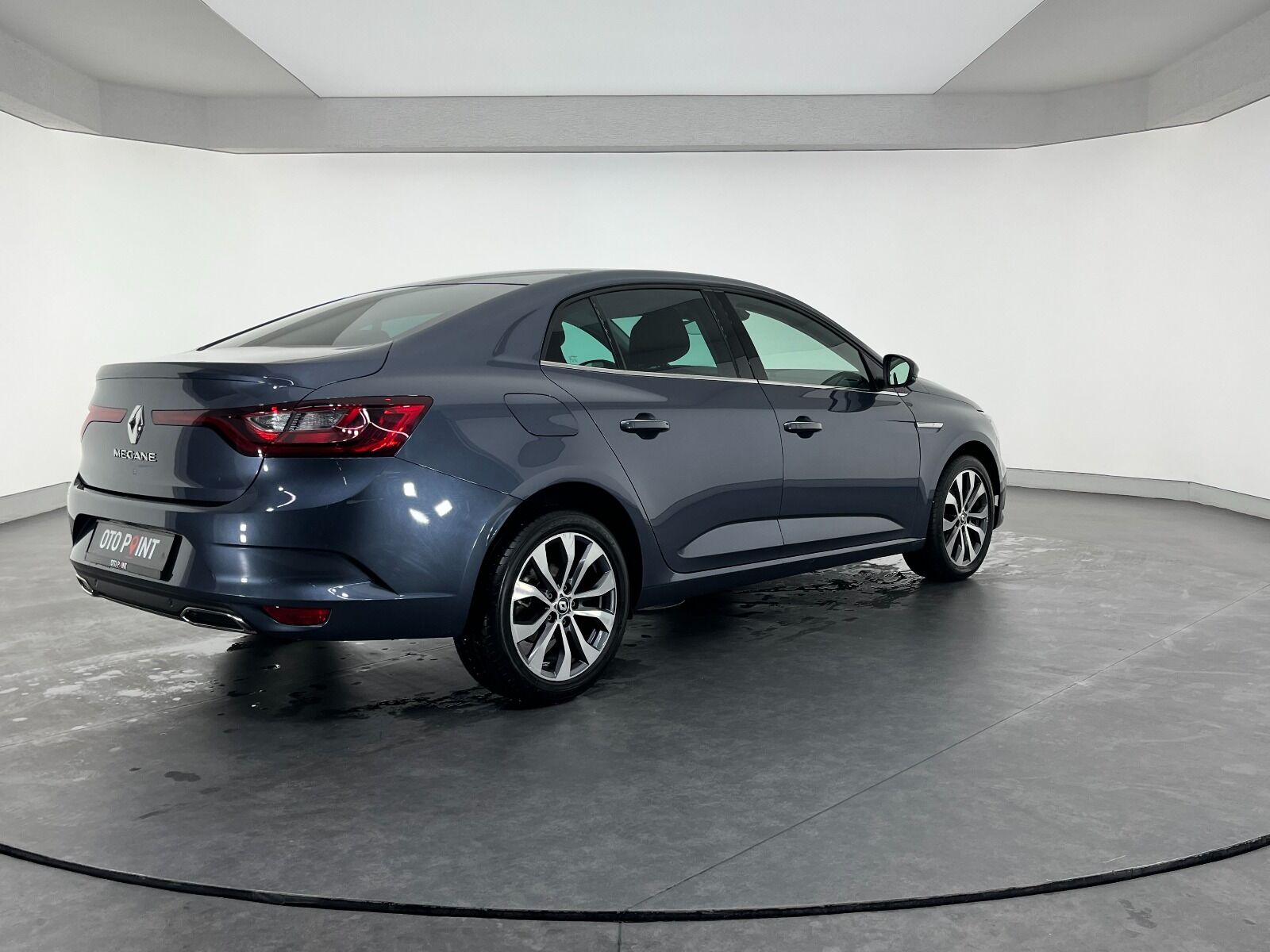 Renault Megane Sedan 1.3 TCe Icon EDC - 2025 - Detay
