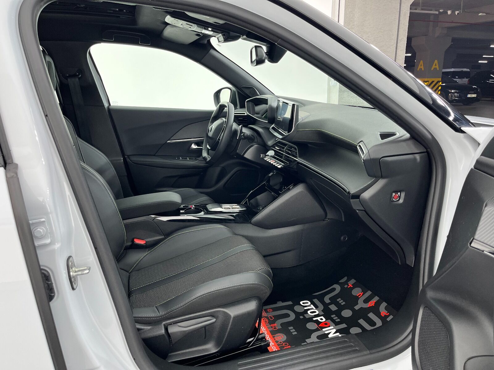 Peugeot 2008 1.2 PureTech GT EAT8 - 2025 - Detay