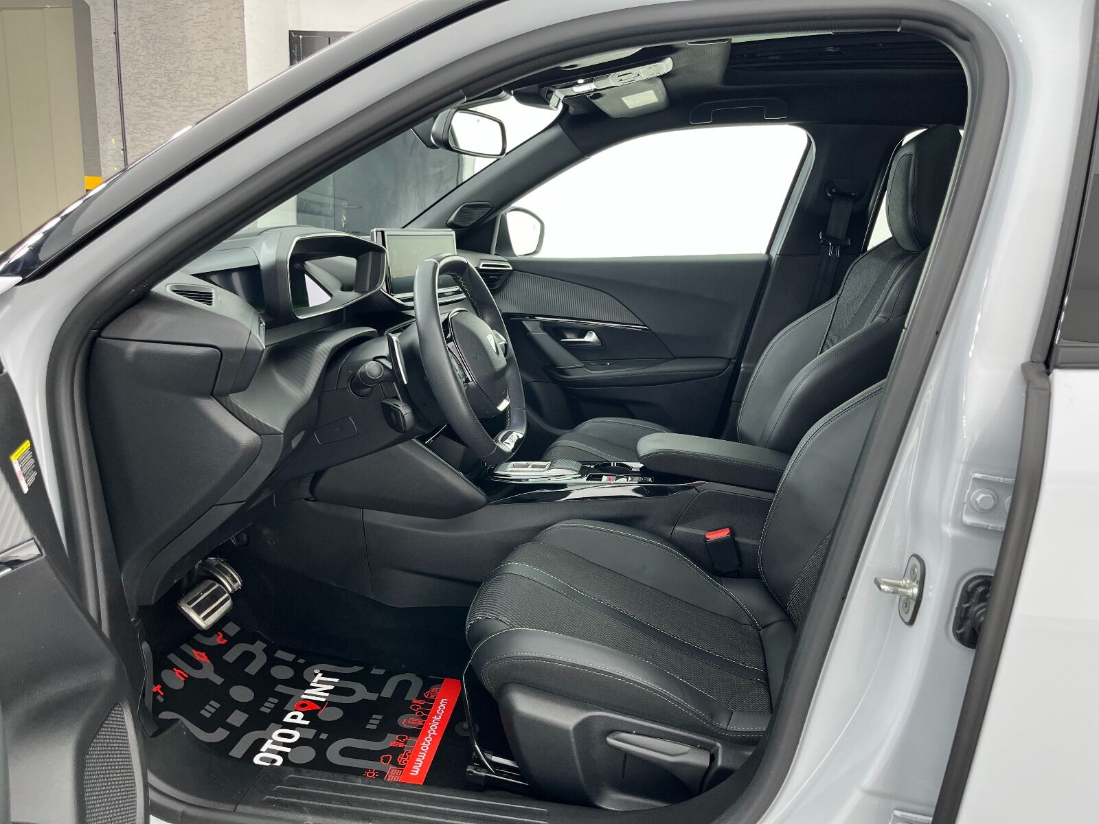 Peugeot 2008 1.2 PureTech GT EAT8 - 2025 - Detay