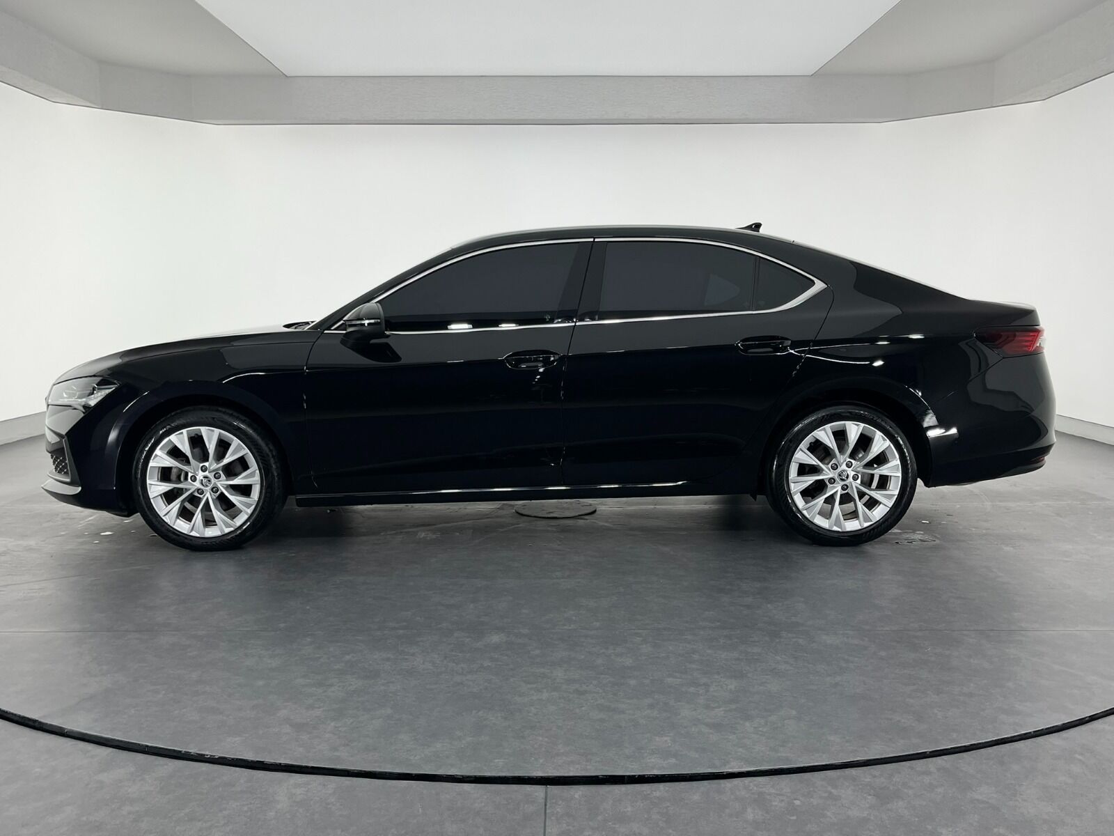 Skoda Superb Sedan 1.5 TSI MHEV Prestige DSG - 2024 - Detay