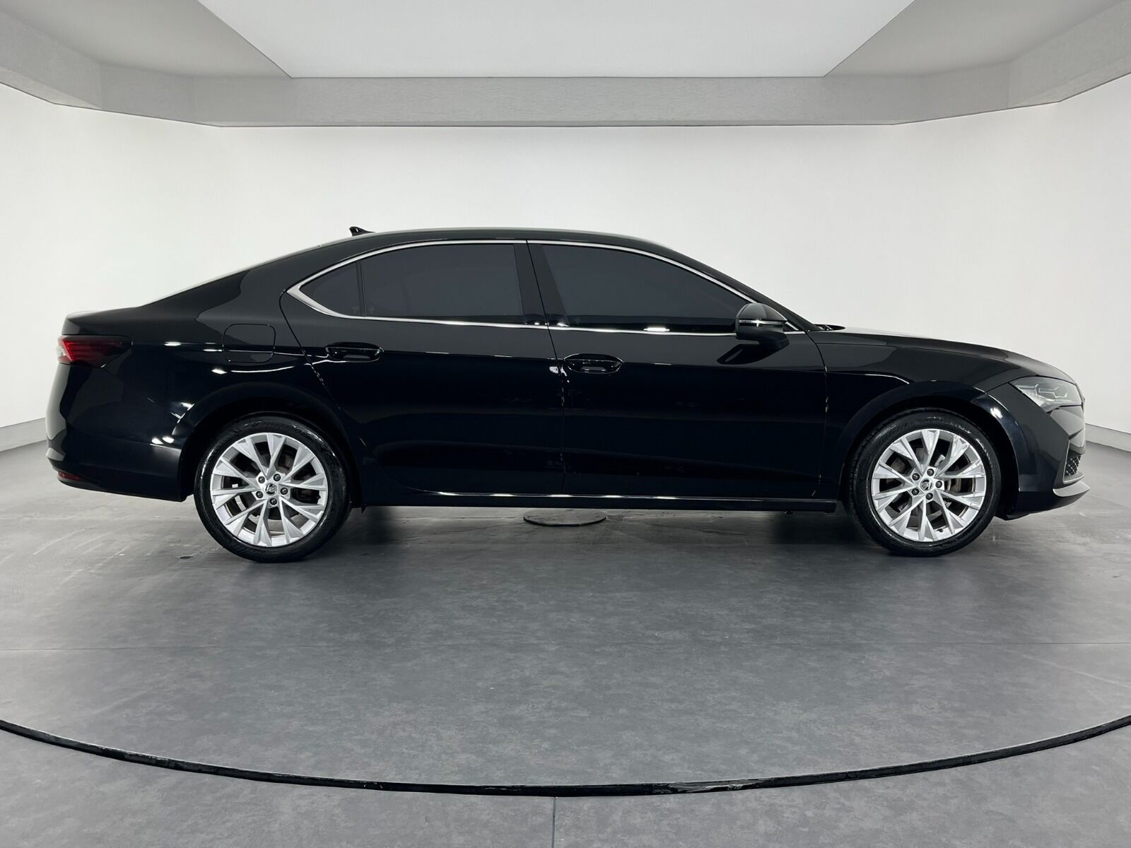 Skoda Superb Sedan 1.5 TSI MHEV Prestige DSG - 2024 - Detay