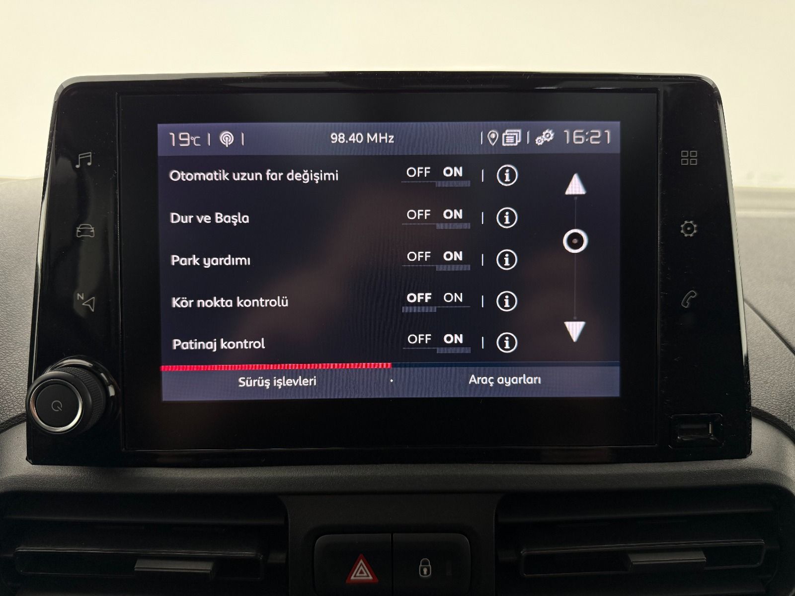 Fiat Doblo Combi 1.5 BlueHDİ Premio Plus - 2024 - Detay
