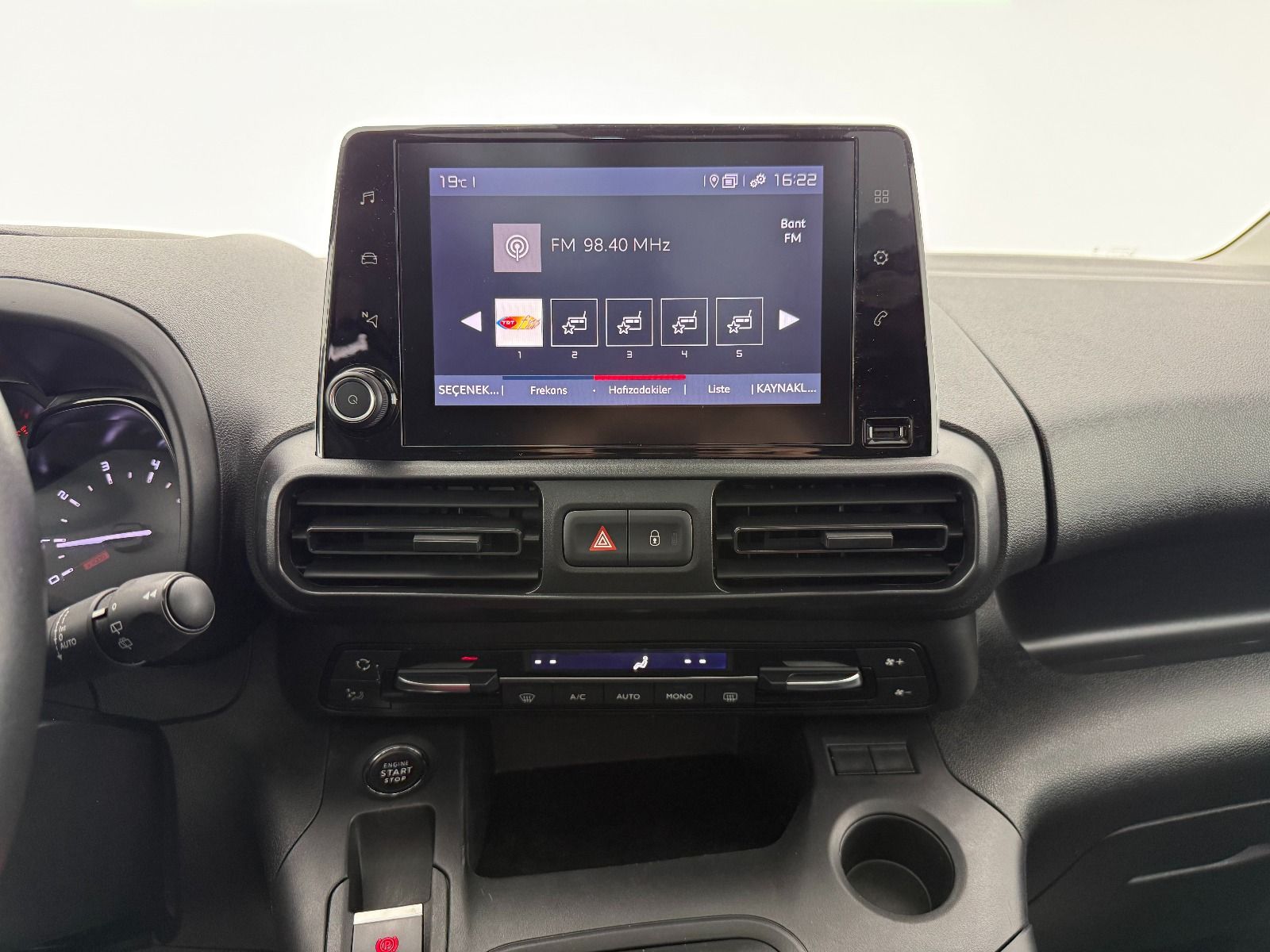 Fiat Doblo Combi 1.5 BlueHDİ Premio Plus - 2024 - Detay