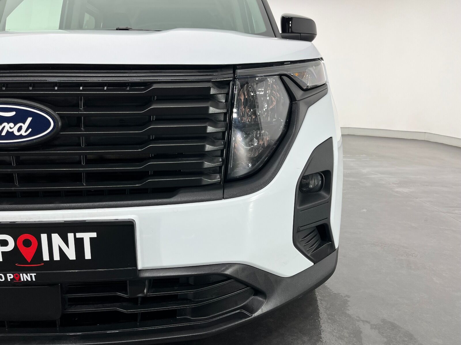 Ford Tourneo Courier Kombi 1.5 EcoBlue Deluxe - 2025 - Detay