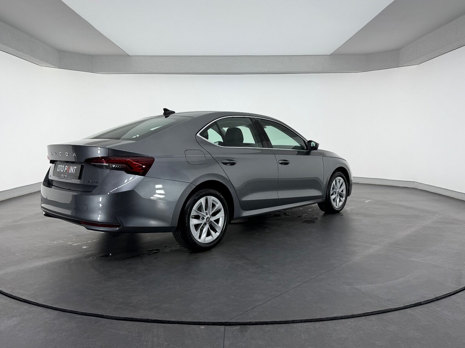 Skoda Octavia 1.5 TSI Mhev Premium DSG - 2025 - Detay