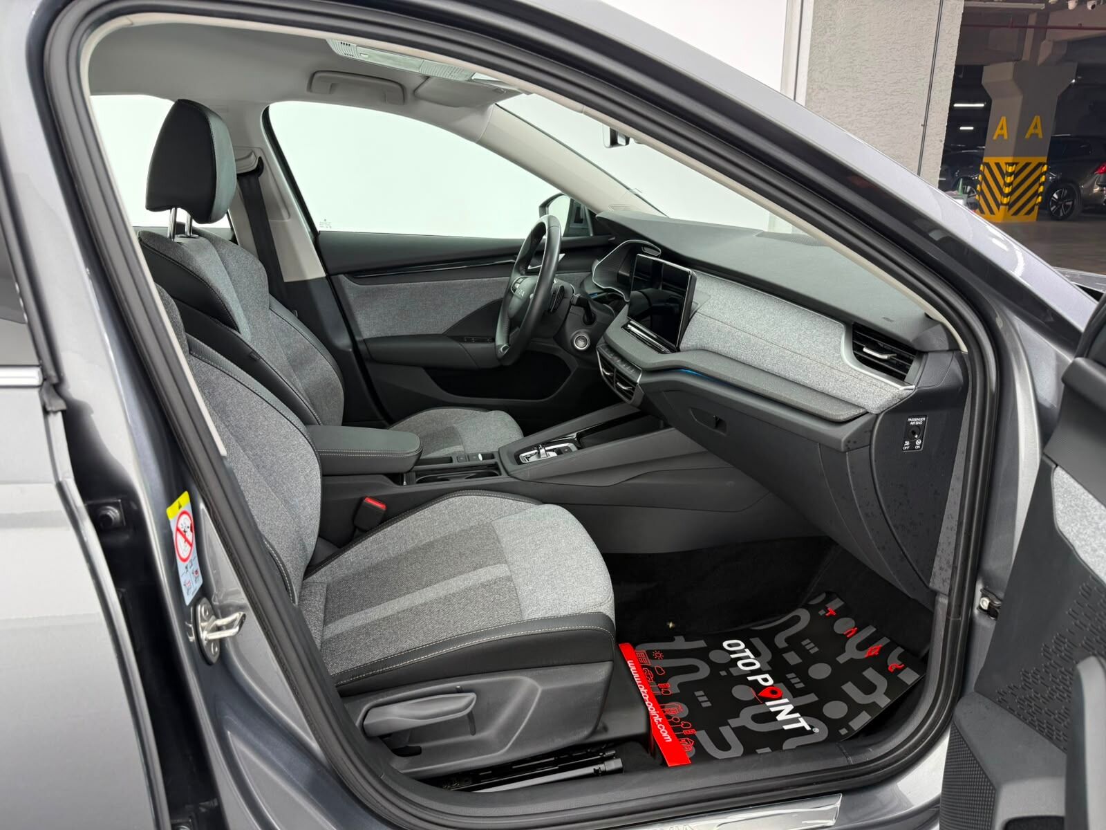 Skoda Octavia 1.5 TSI Mhev Premium DSG - 2025 - Detay