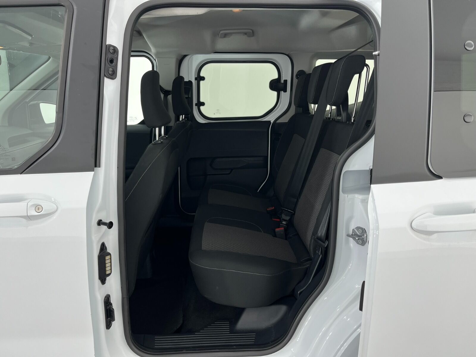 Ford Tourneo Courier Kombi 1.5 EcoBlue Deluxe - 2025 - Detay