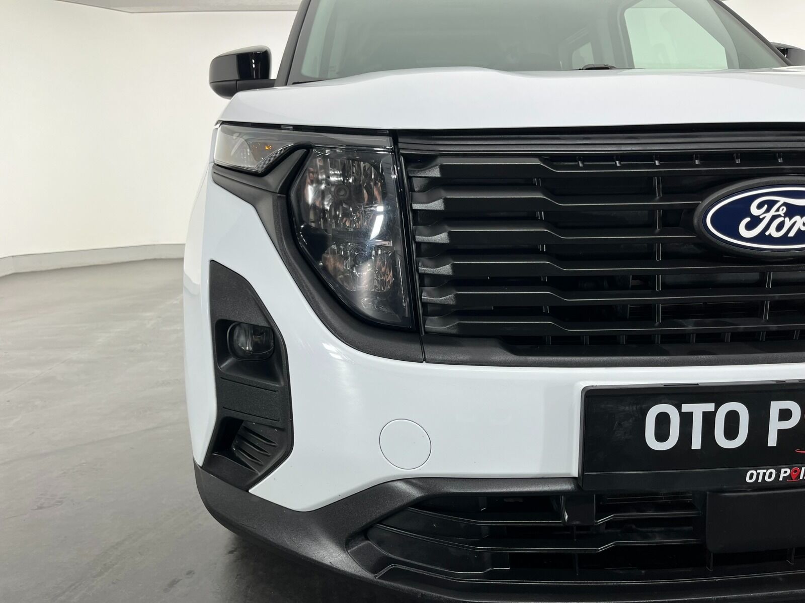 Ford Tourneo Courier Kombi 1.5 EcoBlue Deluxe - 2025 - Detay